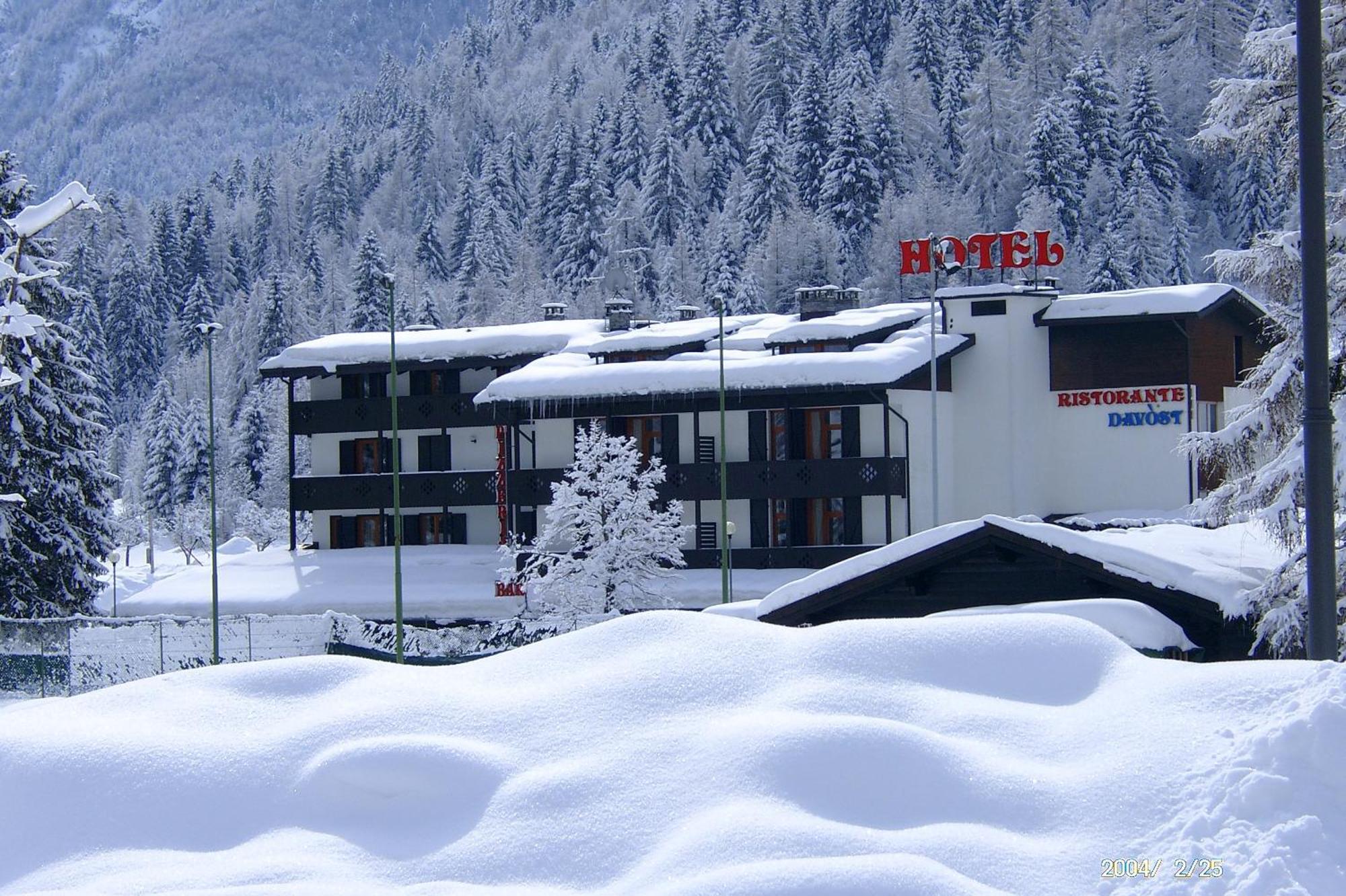 Hotel Davost フォルニ・ディ・ソプラ エクステリア 写真