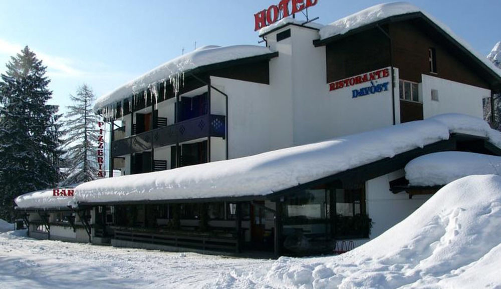 Hotel Davost フォルニ・ディ・ソプラ エクステリア 写真